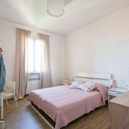 Altido Pampurio Airport Apartment Pisa Eksteriør billede