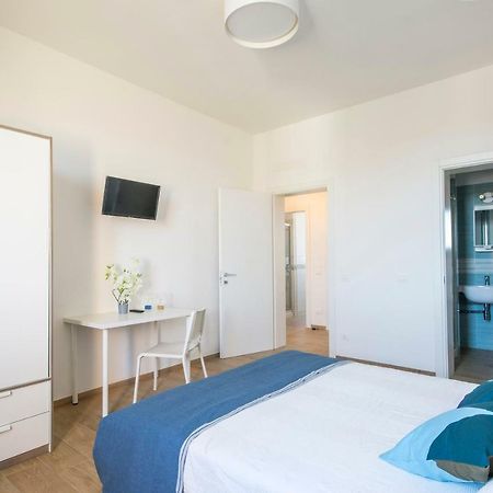 Altido Pampurio Airport Apartment Pisa Eksteriør billede